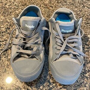 People the Phillips Sneaker, Unisex Grey Size 8